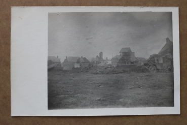 Ansichtskarte Foto AK Rethonvillers 1914-1918 zerstörter Ort Häuser Kutsche Fahrrad Ruinen Weltkrieg Ortsansicht Frankreich France 80 Somme